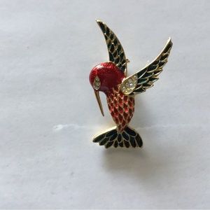Vintage Gold Tone Enameled Hummingbird Brooch Pin with Rhinestone. Preowned.
